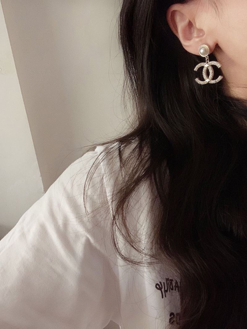 Ch**el earrings